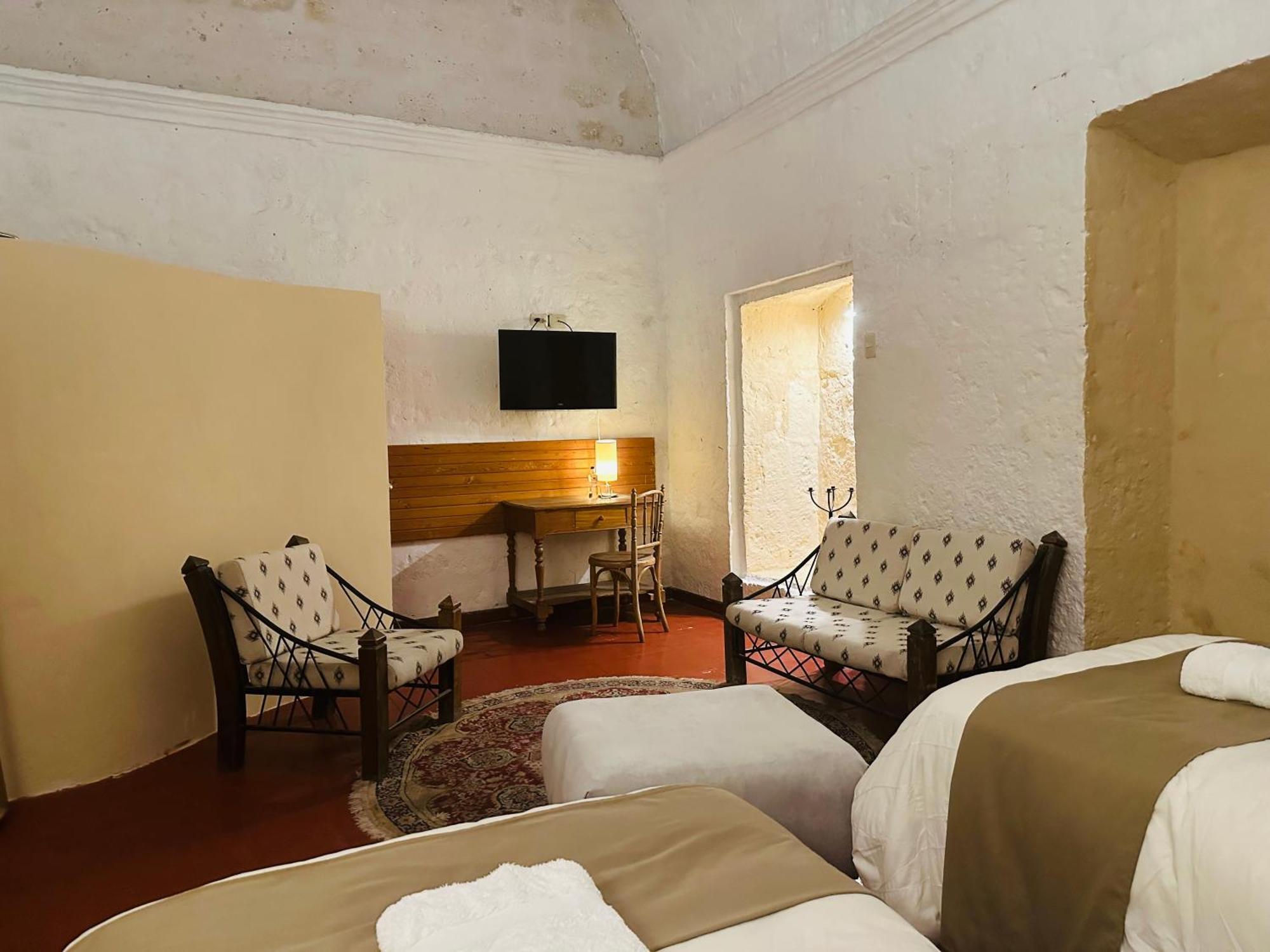 Hotel Piru Wasi Yanahuara Bagian luar foto